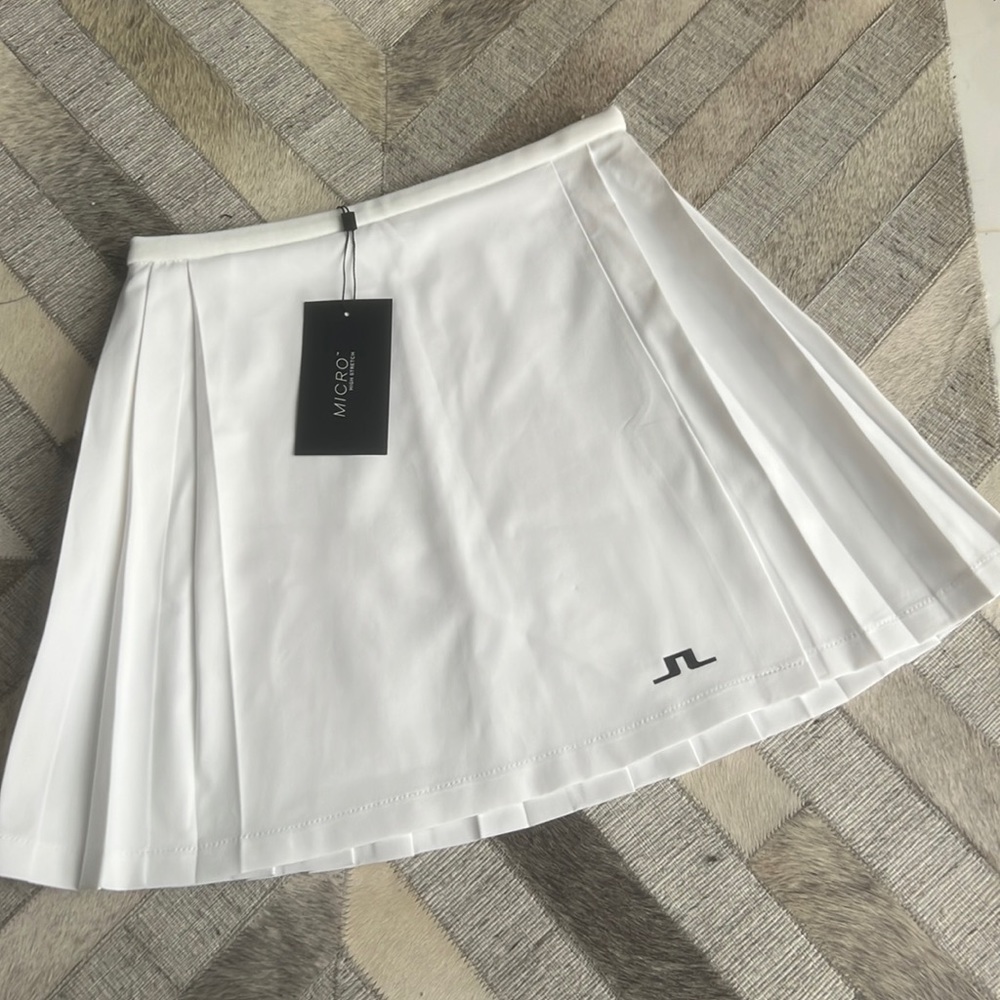 J Lindberg golf skirt NEW!